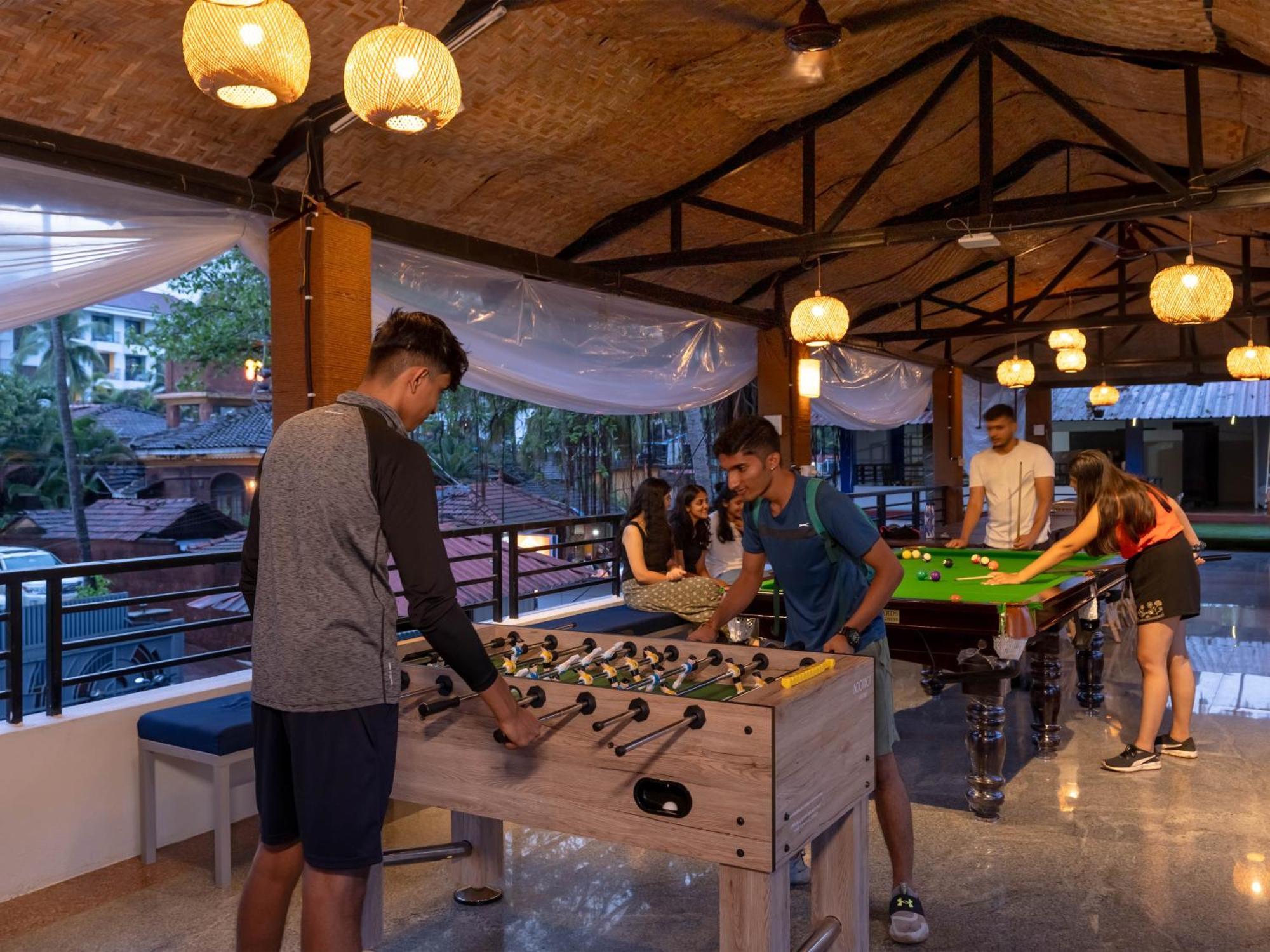 Madpackers Goa Anjuna - Bar Exterior foto