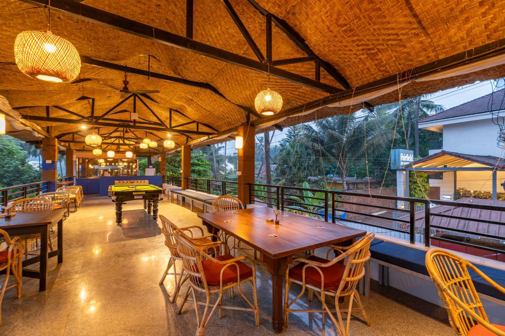 Madpackers Goa Anjuna - Bar Exterior foto